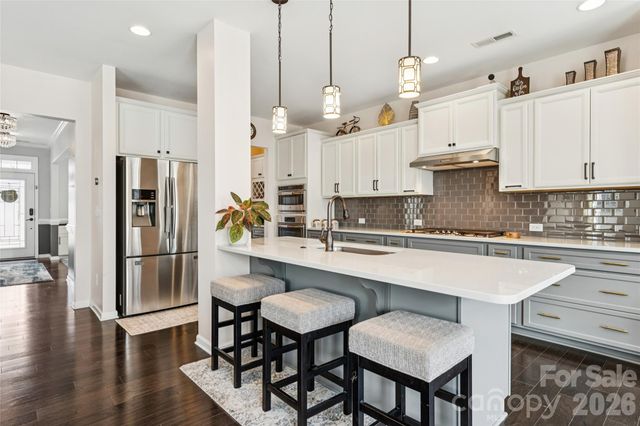 18808 Avery Park Drive, Cornelius, NC 28031