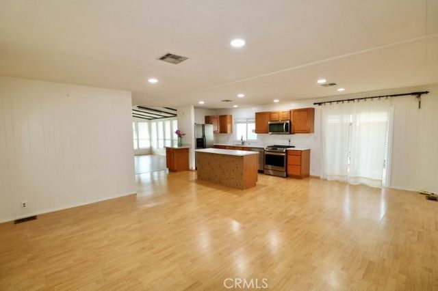 14055 Lake View Drive 14, La Mirada, CA 90638