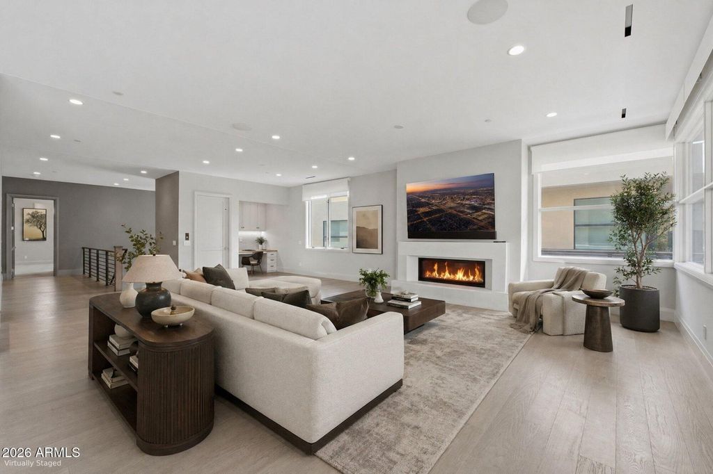 5541 E STELLA Lane, Paradise Valley, AZ 85253 — exterior