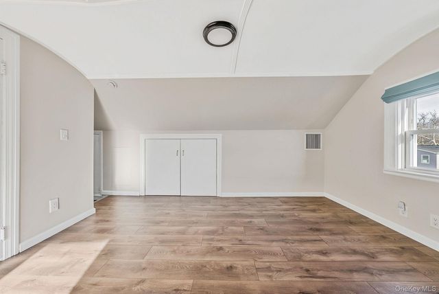 32 Everett, Lynbrook, NY 11563