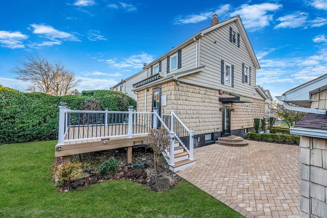 32 Everett, Lynbrook, NY 11563