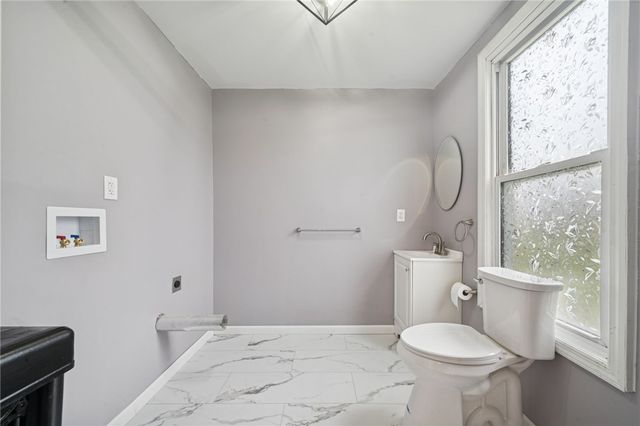 602 Dexter Road, Upper Tyrone Twp, PA 15683