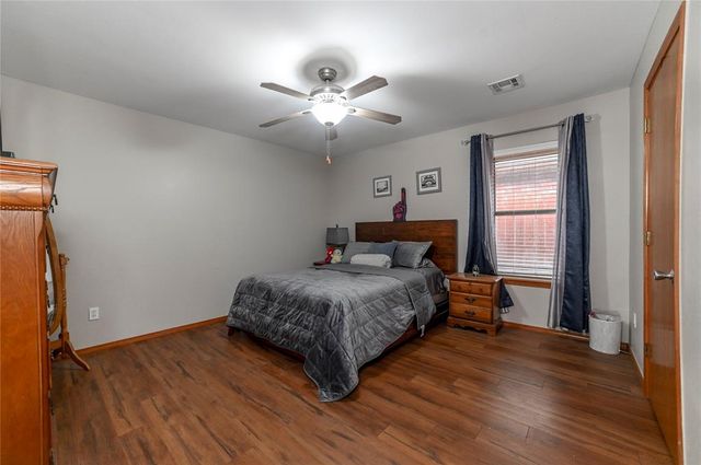 12127 SW 4th Street, Yukon, OK 73099