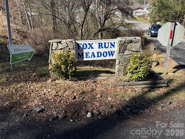 215 Pinellas Lane, Waynesville, NC 28785