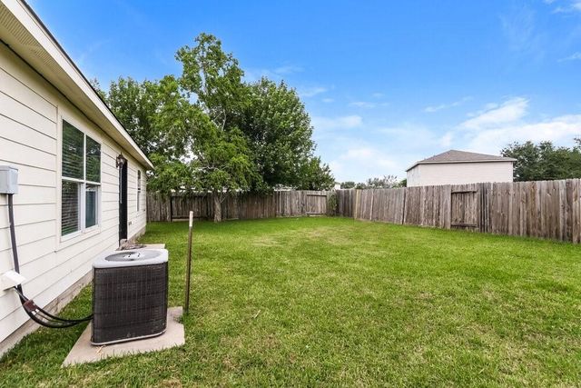 6919 Garnet Trail Lane, Richmond, TX 77469