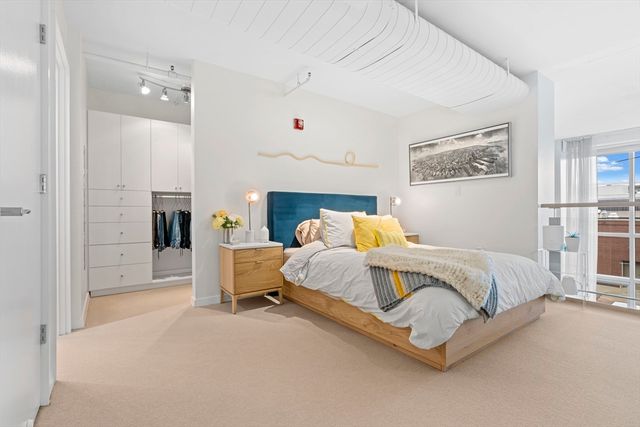 25 Channel Center St 212, Boston, MA 02210