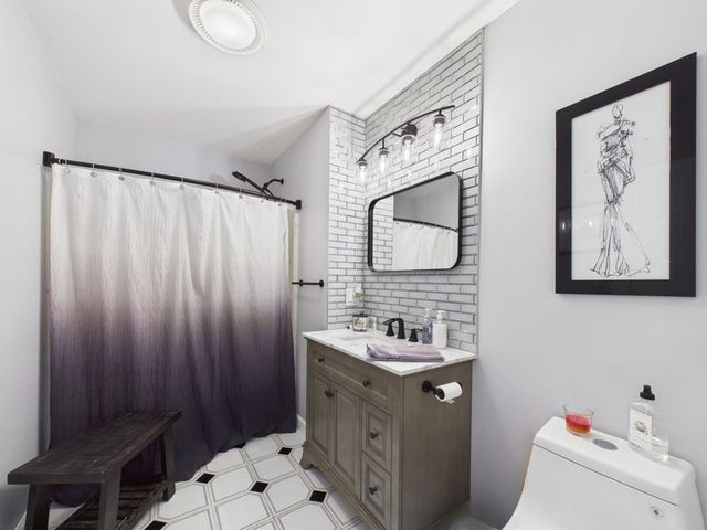 230 Curtis Corner Road, South Kingstown, RI 02879
