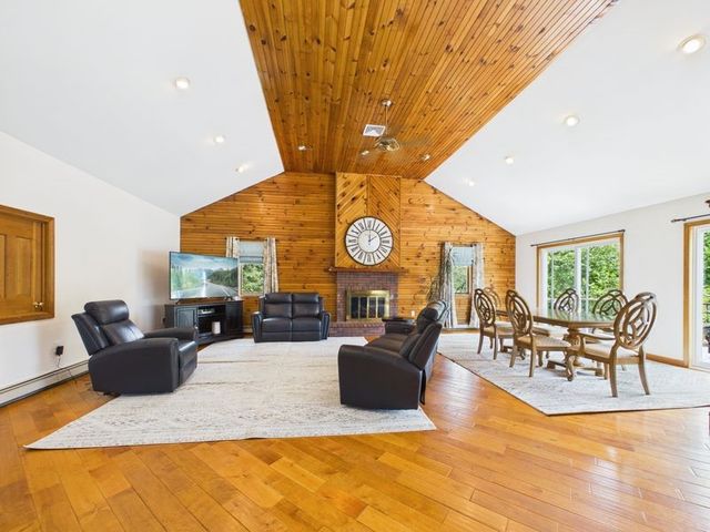 230 Curtis Corner Road, South Kingstown, RI 02879