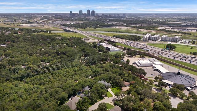 1904 Marigold Avenue, Fort Worth, TX 76111
