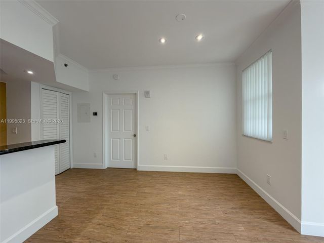 3245 NE 184th St 13405, Aventura, FL 33160