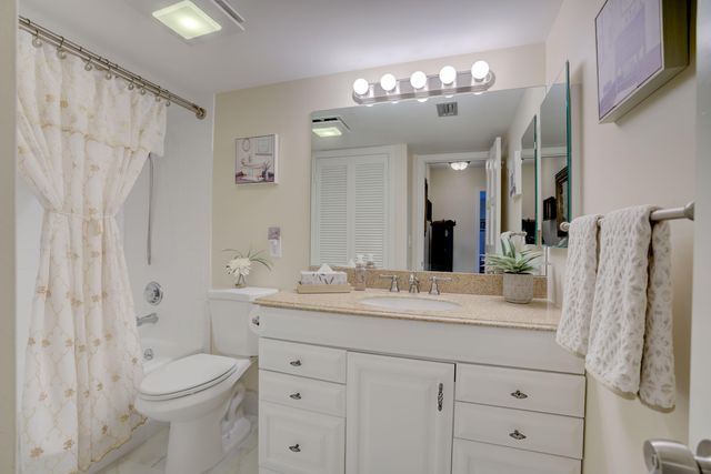 300 N Highway A1a A201, Jupiter, FL 33477