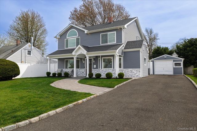 106 Hickory Lane, Levittown, NY 11756