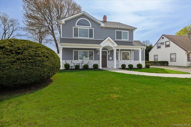 106 Hickory Lane, Levittown, NY 11756