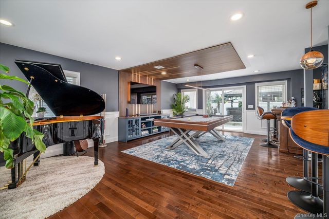 106 Hickory Lane, Levittown, NY 11756