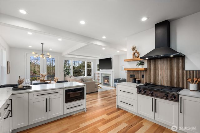 11127 NE 162nd Street, Bothell, WA 98011