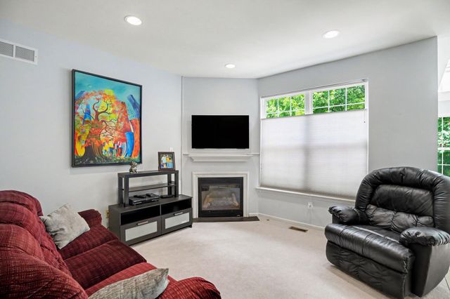 418 NOTTINGHAM LN, Collegeville, PA 19426