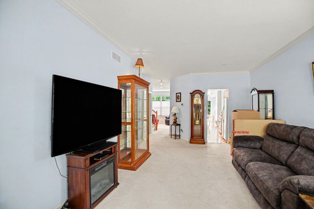 418 NOTTINGHAM LN, Collegeville, PA 19426