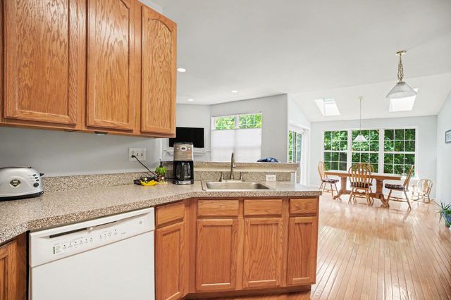 418 NOTTINGHAM LN, Collegeville, PA 19426