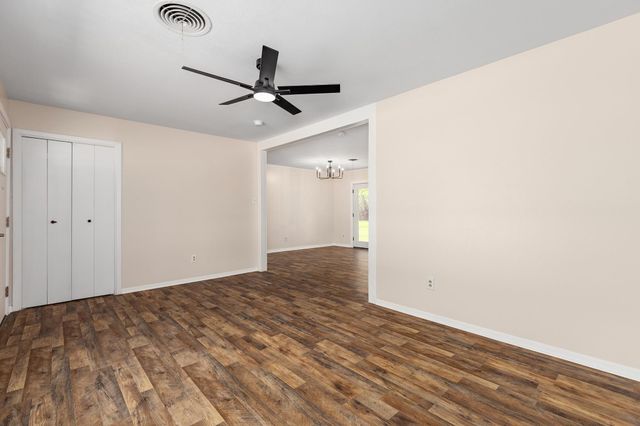 407 Oleta Avenue, Lufkin, TX 75901