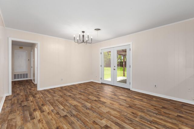 407 Oleta Avenue, Lufkin, TX 75901