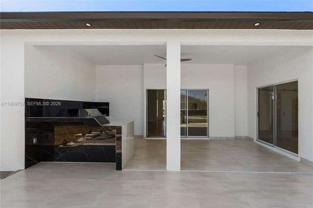 401 NW 27TH ave, Cape Coral, FL 33993