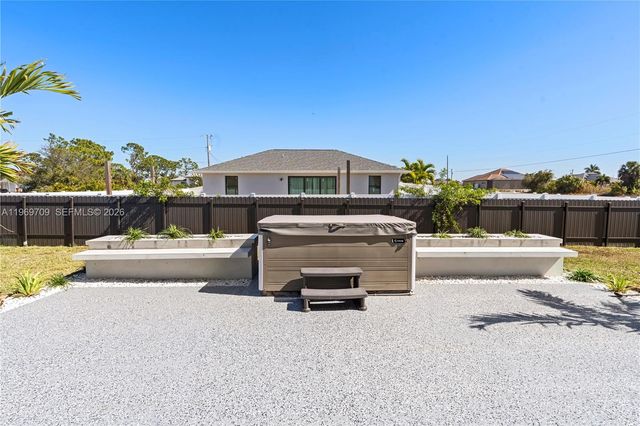 401 NW 27TH ave, Cape Coral, FL 33993