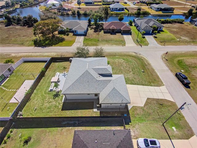 401 NW 27TH ave, Cape Coral, FL 33993