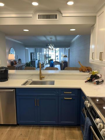 2601 Marina Isle Way 105, Jupiter, FL 33477