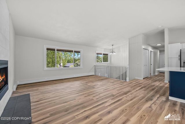 6548 Notting Hill Drive, Anchorage, AK 99504