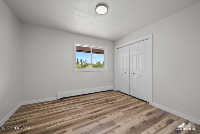 6548 Notting Hill Drive, Anchorage, AK 99504