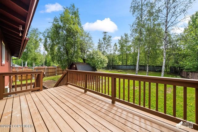 6548 Notting Hill Drive, Anchorage, AK 99504
