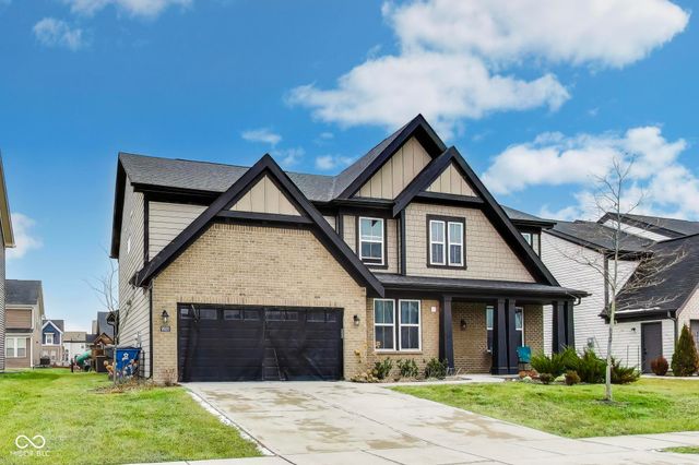 9920 Deep Royal Way, Indianapolis, IN 46239