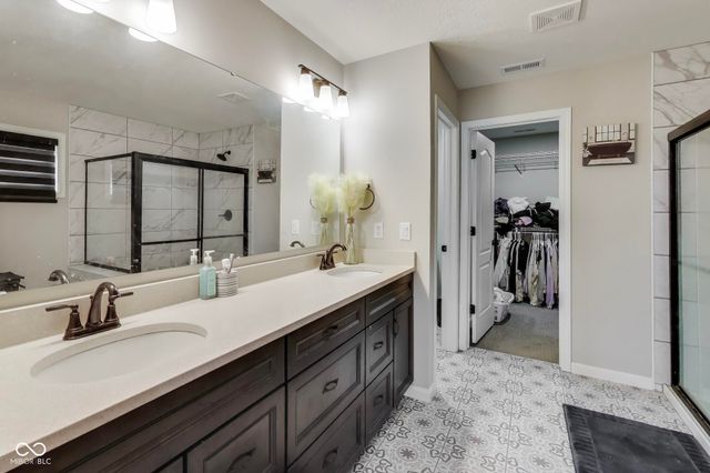 9920 Deep Royal Way, Indianapolis, IN 46239