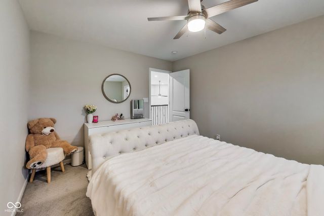 9920 Deep Royal Way, Indianapolis, IN 46239