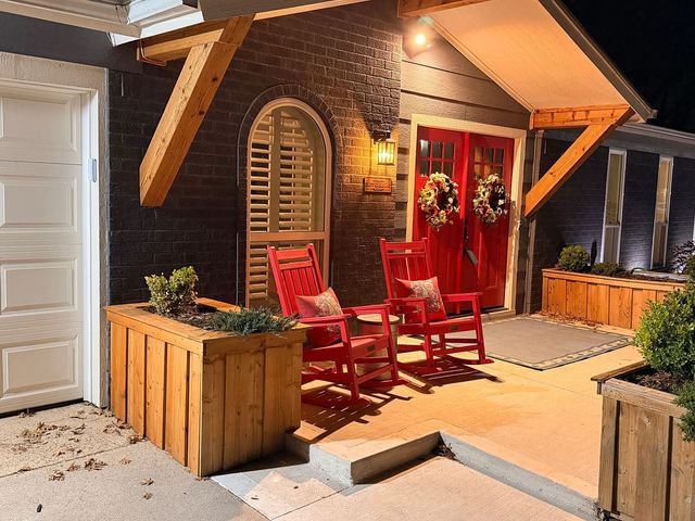 2901 Mark Drive, Arlington, TX 76013