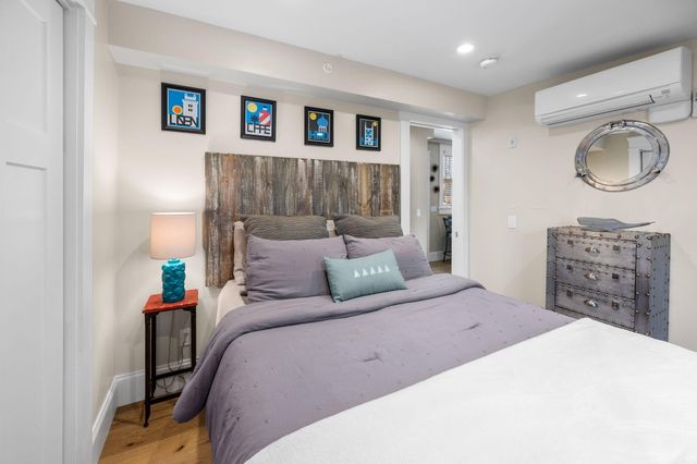 9A Conwell Street 4, Provincetown, MA 02657