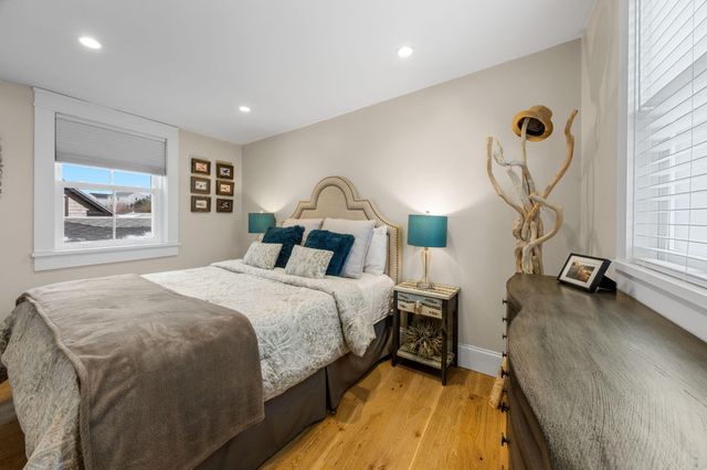 9A Conwell Street 4, Provincetown, MA 02657