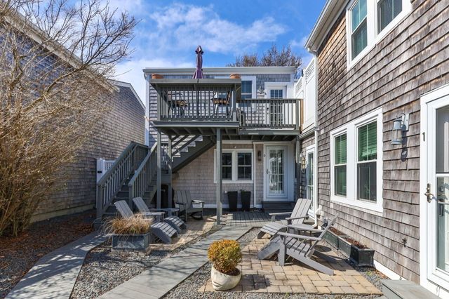 9A Conwell Street 4, Provincetown, MA 02657