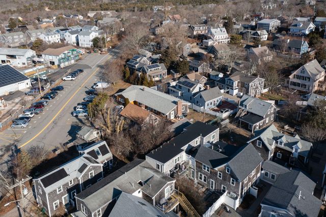 9A Conwell Street 4, Provincetown, MA 02657