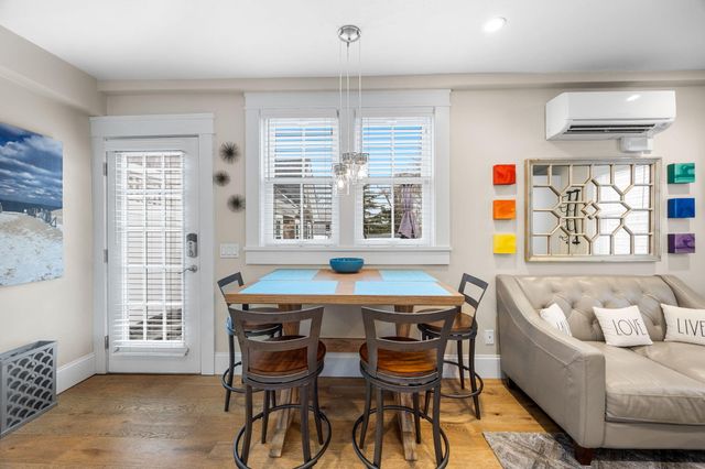 9A Conwell Street 4, Provincetown, MA 02657