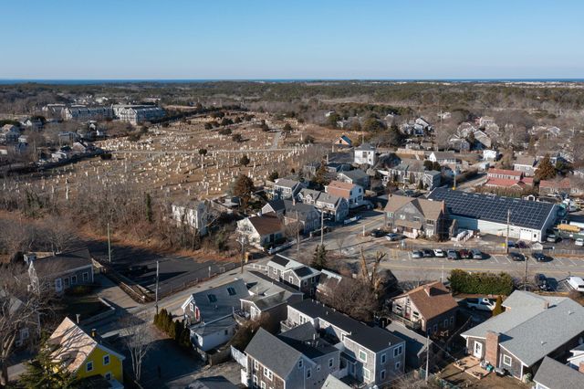 9A Conwell Street 4, Provincetown, MA 02657