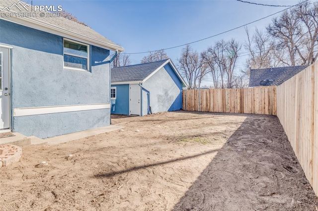1611 E Platte Avenue, Colorado Springs, CO 80909