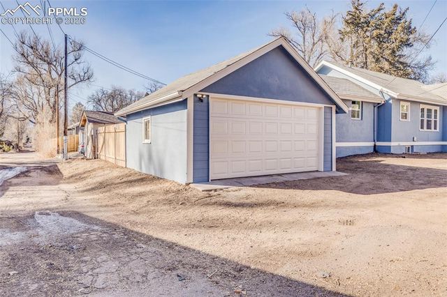 1611 E Platte Avenue, Colorado Springs, CO 80909