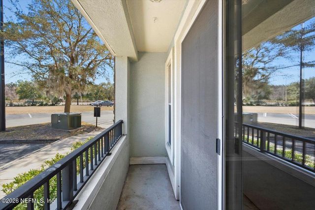 8539 GATE Parkway 9111, Jacksonville, FL 32216