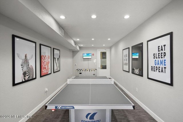 8539 GATE Parkway 9111, Jacksonville, FL 32216