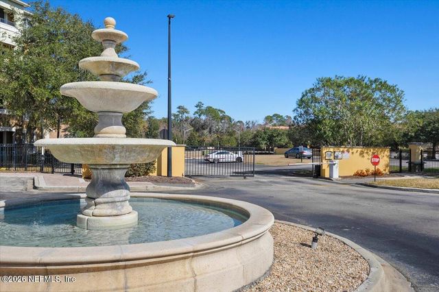 8539 GATE Parkway 9111, Jacksonville, FL 32216