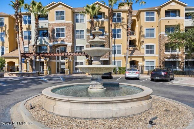 8539 GATE Parkway 9111, Jacksonville, FL 32216