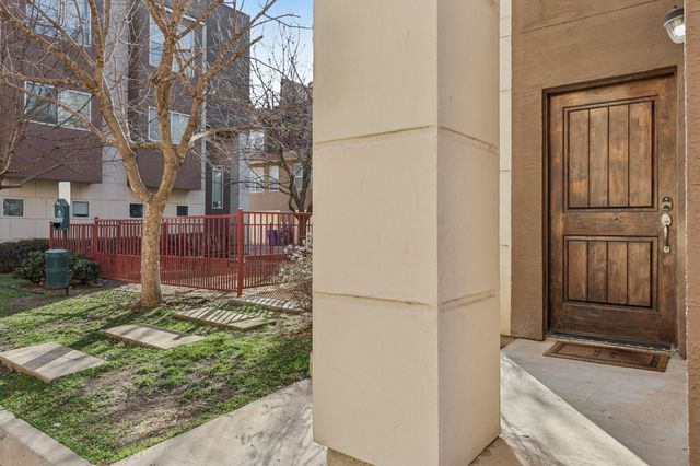 1511 Bluff Ridge Way, Dallas, TX 75206