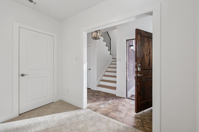 1511 Bluff Ridge Way, Dallas, TX 75206