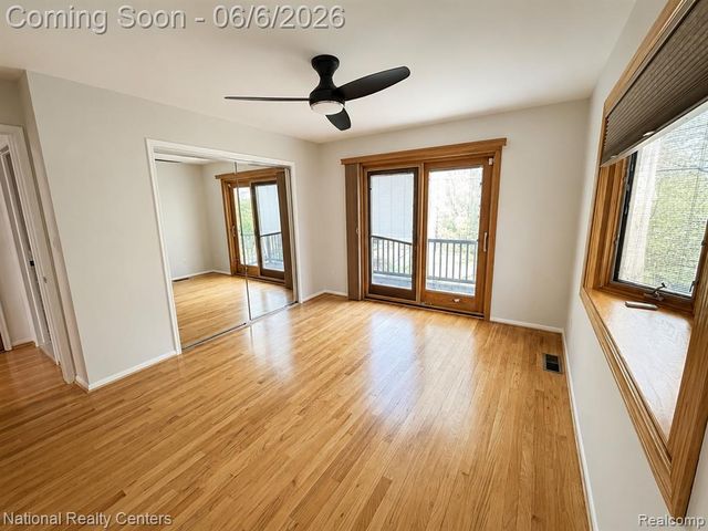 2182 Yorktown Drive, Ann Arbor, MI 48105